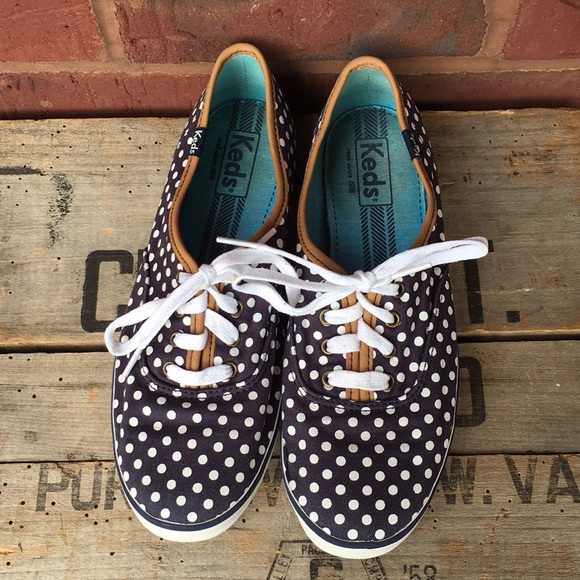 Ladies Keds - Picture 2 of 8